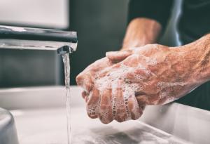 Миенето помага за намаляване на нивата на стрес