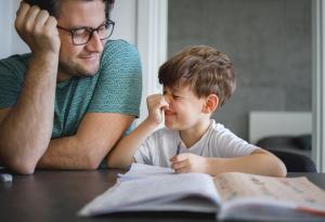 Виц: Иванчо, харесва ли ти новата учителка?