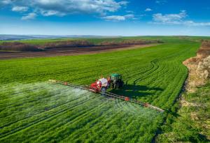 Съвременни и бъдещи агроклиматични условия в България