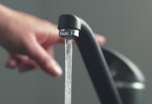 Oсновните проблеми с качеството на питейната вода в България