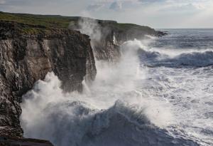 Доклад на ЕС: Всяка част от океана е засегната от тройна планетарна криза