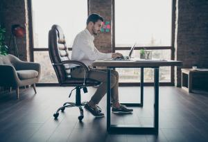 Колкото по-дълго седите, толкова повече вредите на здравето си