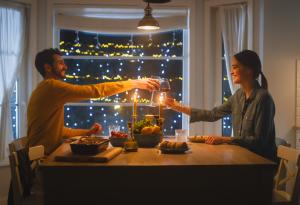 Виц: Рангеле, колко манджа да ти туря?