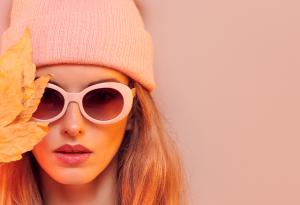 За дамите: 5-те аксесоара, които ви разкрасяват през есента