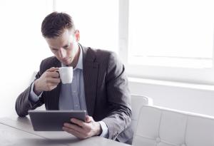 Виц: Семейно положение във Facebook