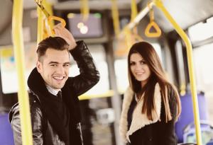 Виц: Разсъбличане с поглед