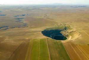 Една гигантска екосистема, кипяща от живот, се крие под повърхността на Земята