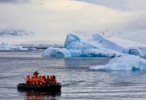 Изследователи пробиват антарктическия лед на голяма дълбочина, за да научат жизненоважни климатични тайни