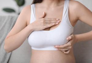 Как се променят гърдите по време на бременността