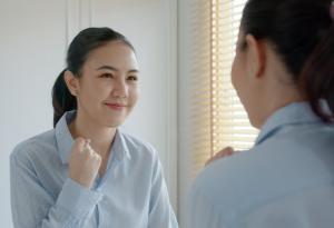 Нормално ли е да си говориш сам? 