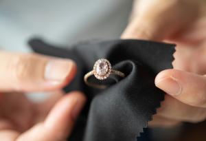 Виц: Искам развод!