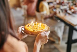 Виц: Торта за секретарката на мъжа ми