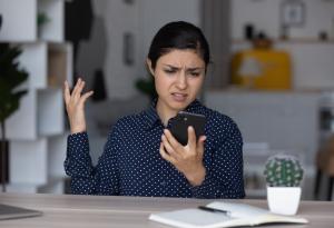6 ситуации, когато е по-добре да не отговаряте на обажданията или съобщенията на мъжа