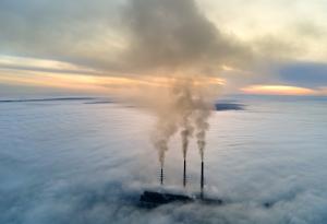 Емисиите на CO₂ от изкопаеми горива достигат рекордни нива през 2025 г.