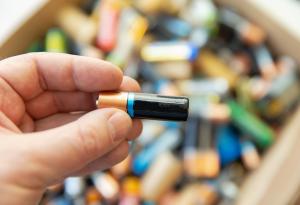 Защо батерията на телефона се влошава с времето