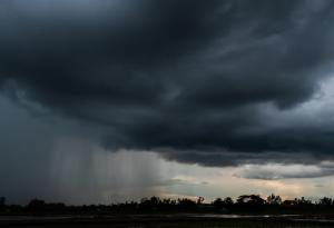 Валежите, предизвикани от атмосферните реки, стават все по-интензивни и по-чести