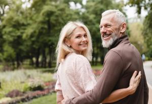 Ако искате да знаете всичко за един мъж, погледнете жена му