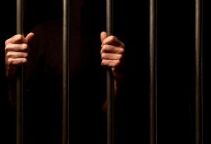 Виц: Пешо, жена ти е дошла на свиждане!