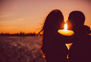 Старите души обичат различно