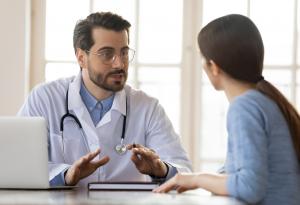 Виц: Докторе, къде бъркам?