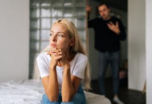 Ако някой не е щастлив с вас, ще ви изостави въпреки любовта