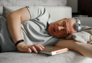 Виц: Престани, виждам, че не си мъртъв