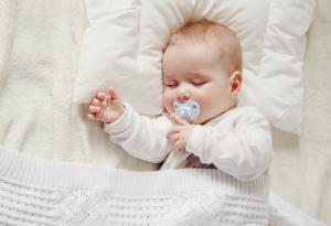 За или против бебешката залъгалка