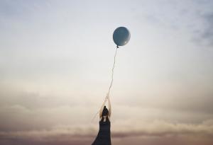 Днес е рожденият ми ден – няма с кого да празнувам, но съм в мир със себе си