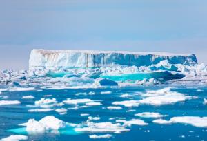 A23a, най-големият айсберг в света, се движи отново след 30 години