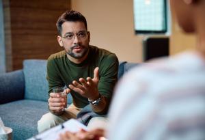 Виц: Кой е по-удовлетворен - мъж, който има 3 деца или мъж, който има 3 милиона?