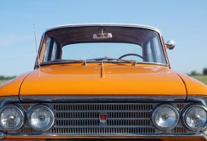 Виц: Руснак закъсал в тайгата с москвича си 