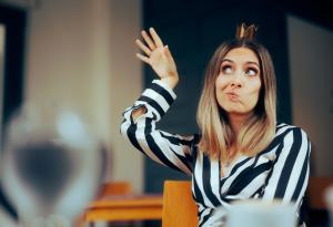 Как да спрем грубостта за 5 секунди: фраза, която обезоръжава манипулаторите