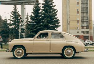 Виц: Властите в СССР глобяват за превишена скорост