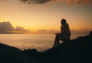 6 ясни знака, че мъжът е физически с вас, но емоционално все още e обвързан с бившата