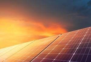 Индустриалните слънчеви клетки постигат 26,09% ефективност с по-малко сребро и по-добра двустранна производителност