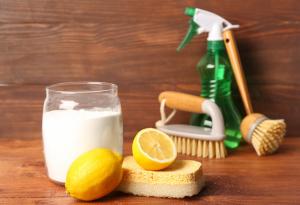 Как да си направим натурален почистващ препарат от лимонови кори