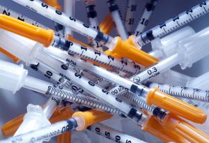 Жена получи 6 дози от ваксина срещу COVID-19 по погрешка