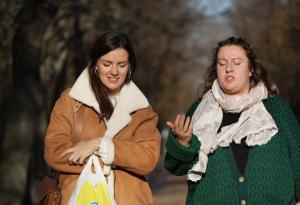 Виц: Интересно ми е как ли ще изглеждам на 100?