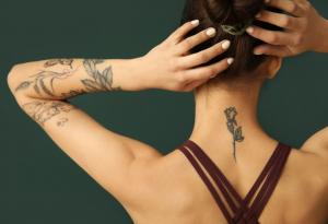 Виц: Какво има, лелче? Интересни ли са ти татусите ми? 