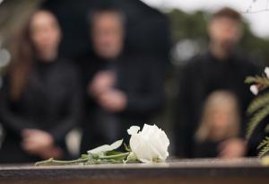 Виц: Починала на Пешо жената