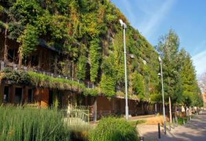 Възможно ли е екологично и достъпно строителство на сгради? 