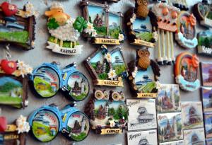 Виц: Ето защо не бива да слагате магнити по хладилника