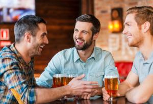 Виц: Американец, руснак и българин обсъждат жените и алкохола