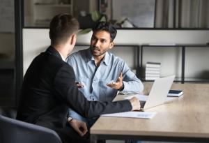 Виц: Пешо, ти защо се раздели с Мимето?