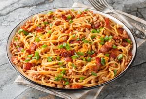 Какво пази спагетите цели при варене? Ново шведско проучване разкрива ролята на глутена и солта