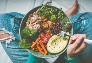 Яжте по-добре, дишайте по-лесно? Изследване показва връзката между храненето и рака на белия дроб