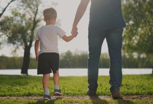 Виц: Тате, ти чудовище ли си?