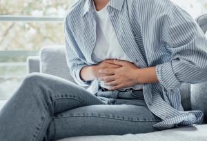 Нов революционен подход към лечението на хроничната коремна болка