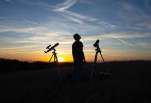 От астрономията до астрологията: Къде свършва науката и започва псевдонауката