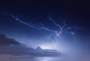 Мегасветкавица с дължина 892 километра постави нов световен рекорд